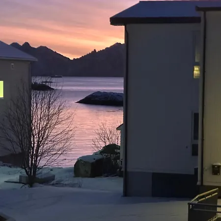 Holiday home Koselig Hus Naert Havet I Lofoten, *