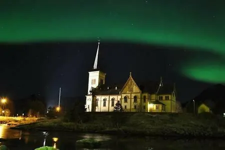 Koselig Hus Naert Havet I Lofoten,