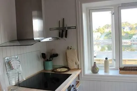 펜션 Koselig Hus Naert Havet I Lofoten,